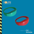 Brazalete LED reflectante con colores Mul para mayor seguridad